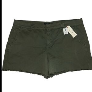 NWT Sanctuary Olive GreenShorts 16W